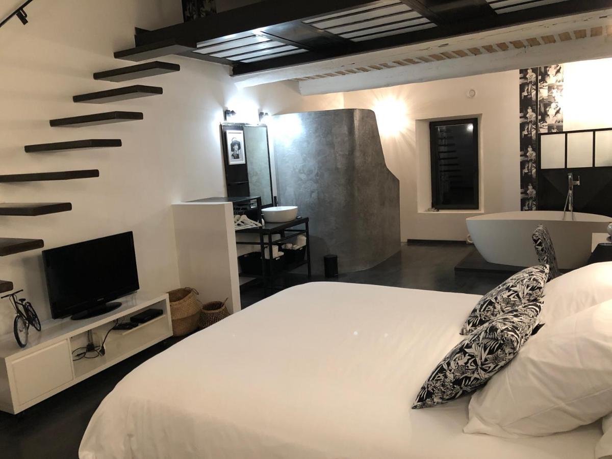 B&B Dans Mas En Pierres Robion en Luberon エクステリア 写真