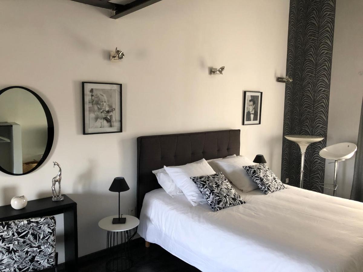 B&B Dans Mas En Pierres Robion en Luberon エクステリア 写真