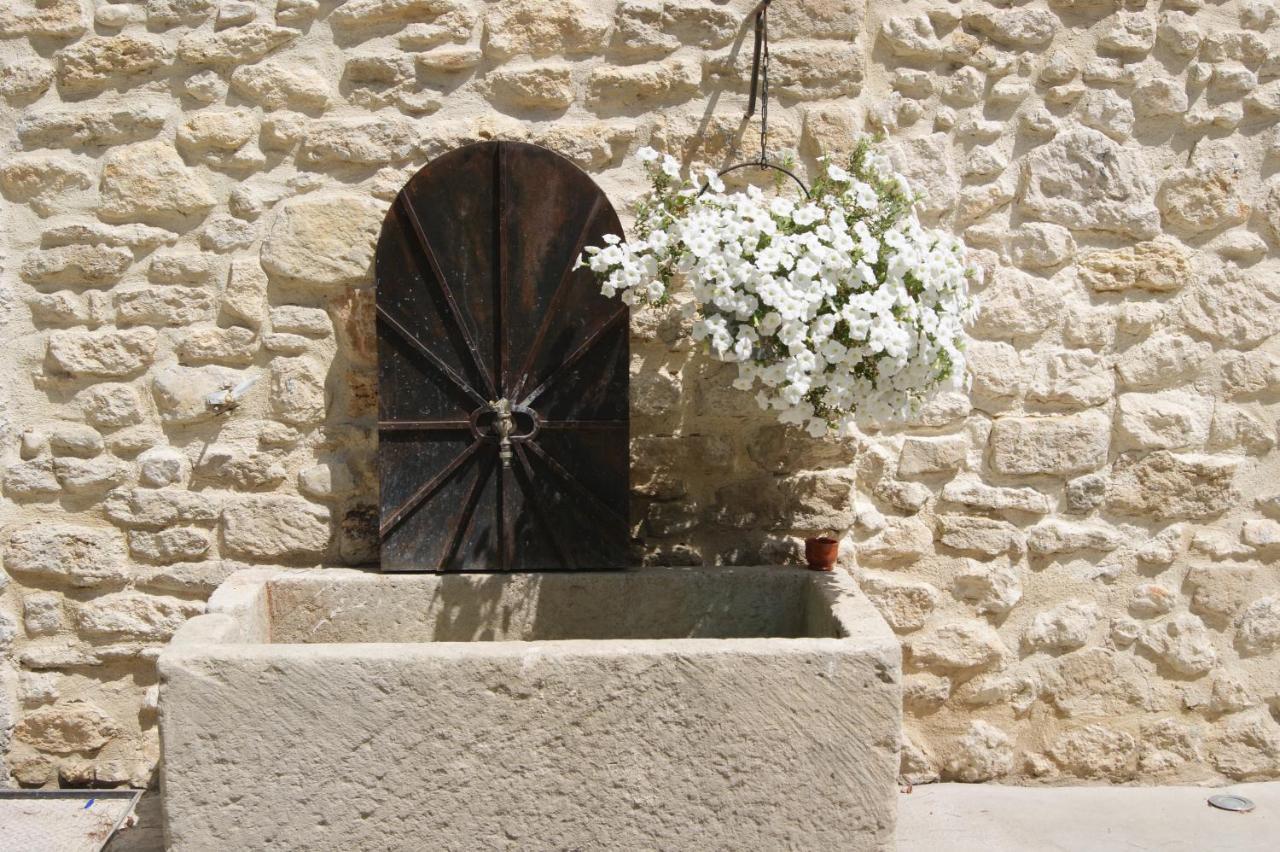 B&B Dans Mas En Pierres Robion en Luberon エクステリア 写真
